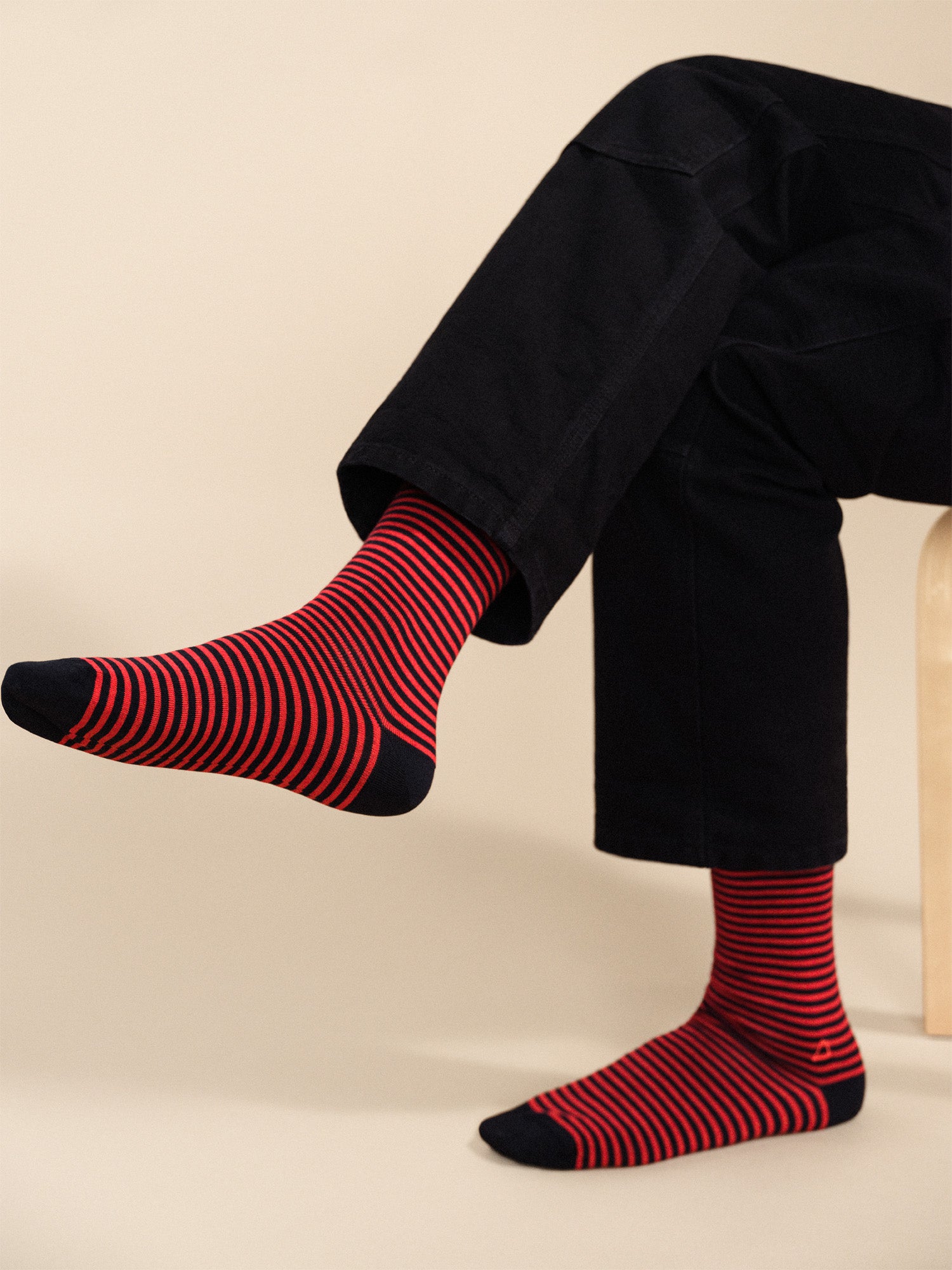 navy/red